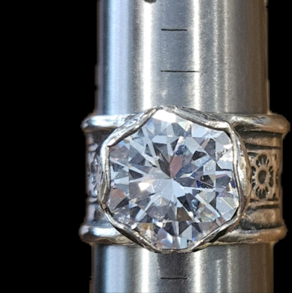Silpada Designs Queen For A Day Ring Size 7